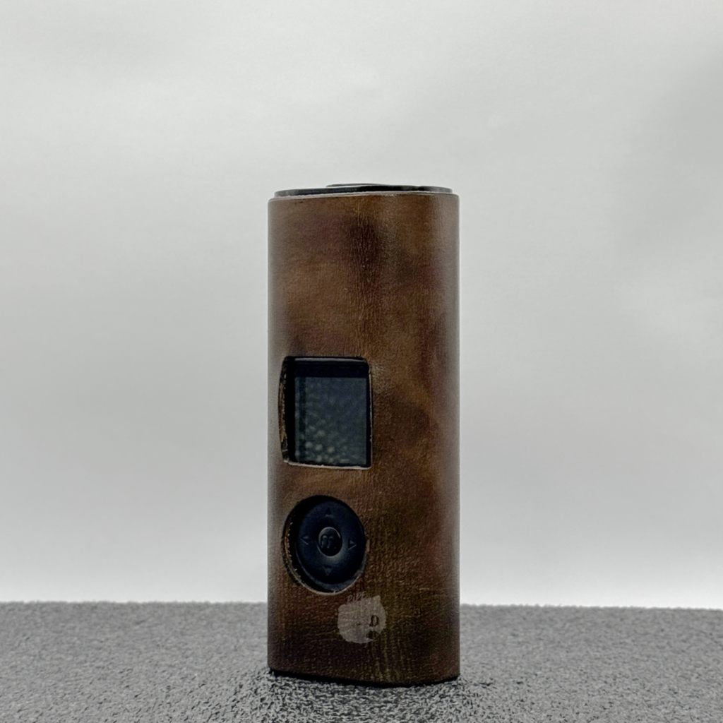 LabetKomp Leather Solo 3 Sleeve Classic Brown Front