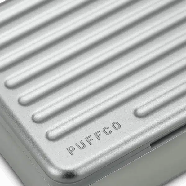 Puffco-Travel-Case-Pearl-Brand-Macro